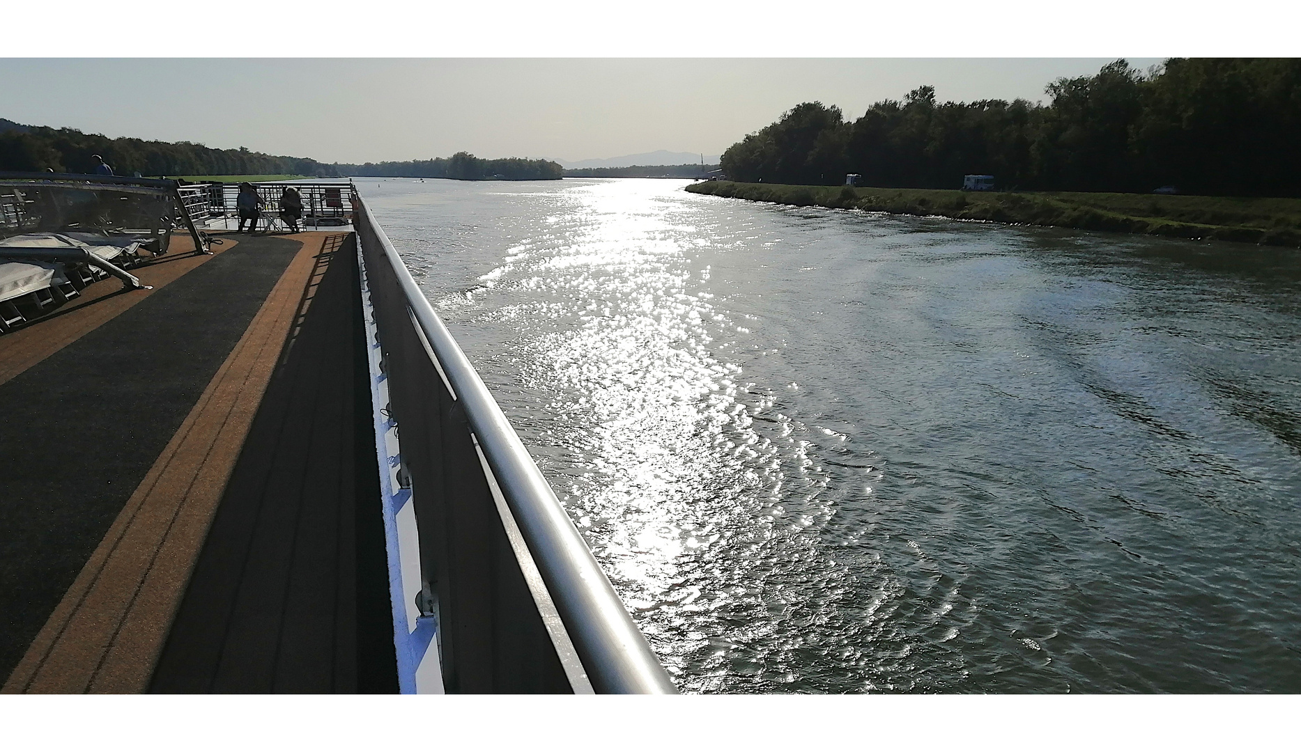 Abends auf dem Rhein