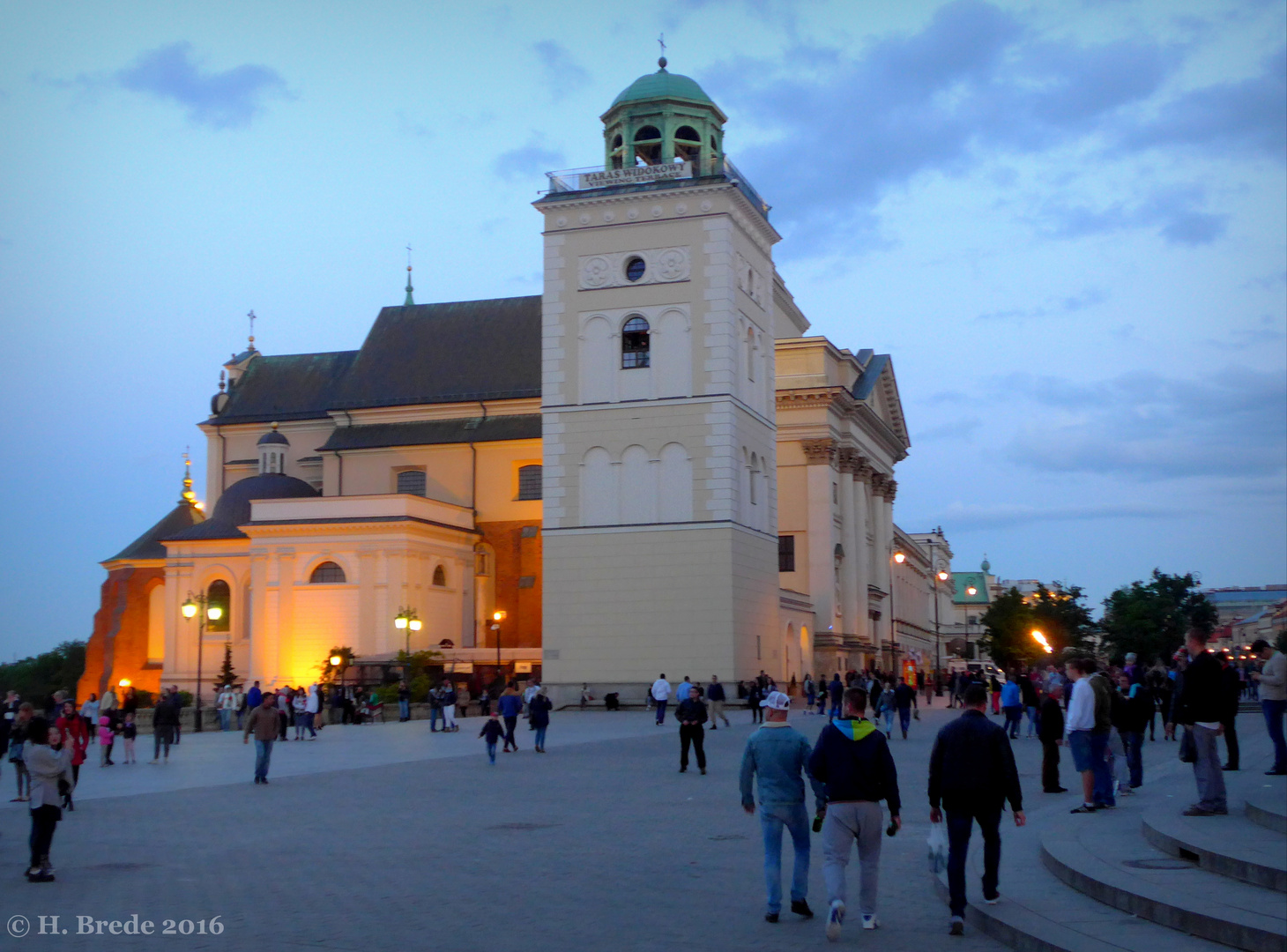 Abends auf dem Schlossplatz in Warschau 2