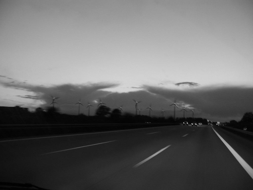 Abends auf der Autobahn