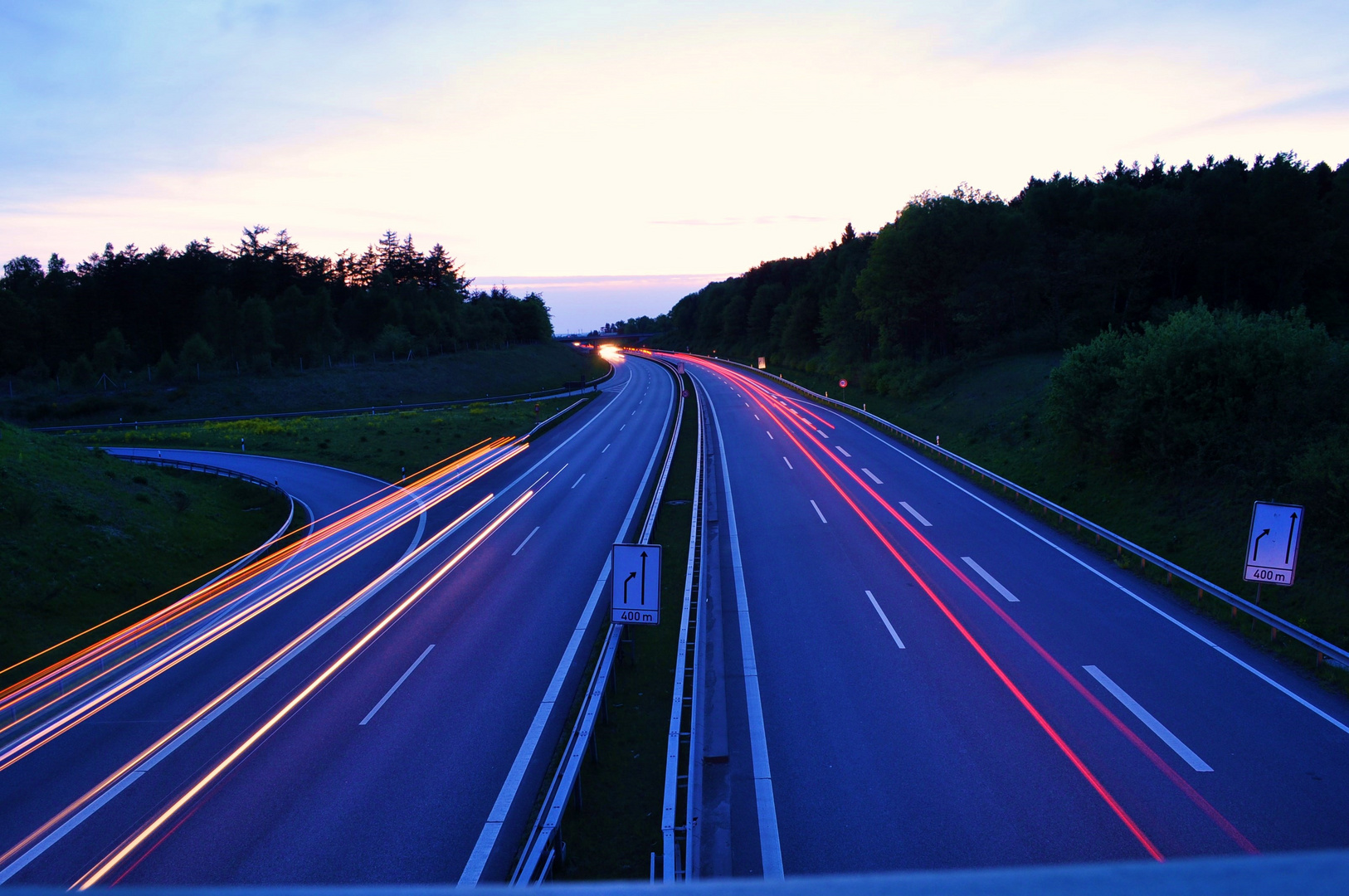 abends auf der Autobahn Richtung Norden