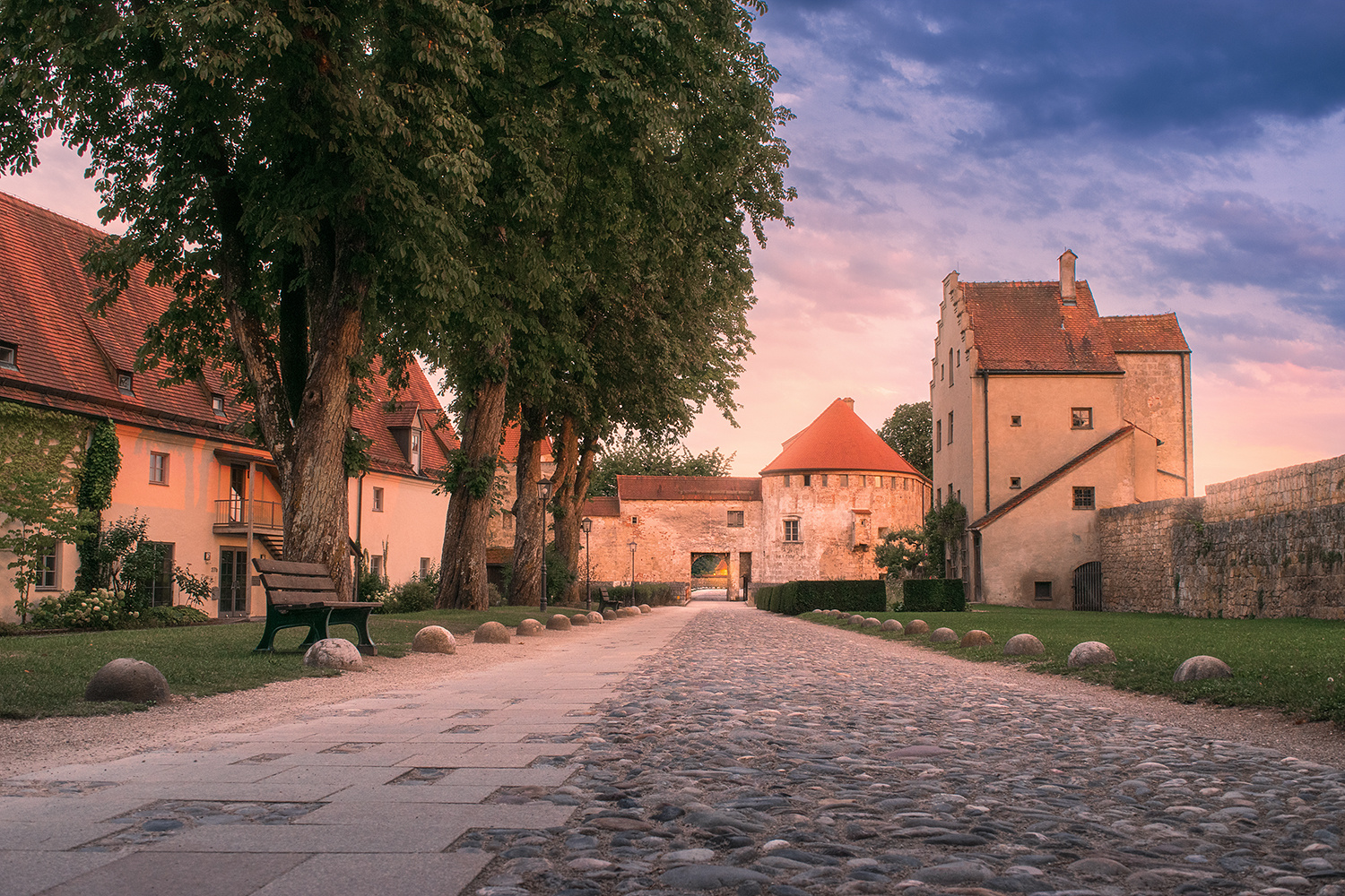 Abends auf der Burg