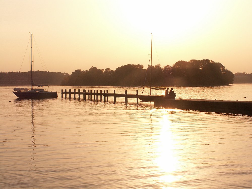 Abends auf der Fraueninsel von Robert Hupfauf