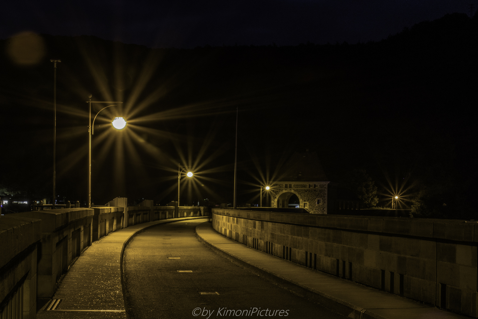 Abends auf der Staumauer