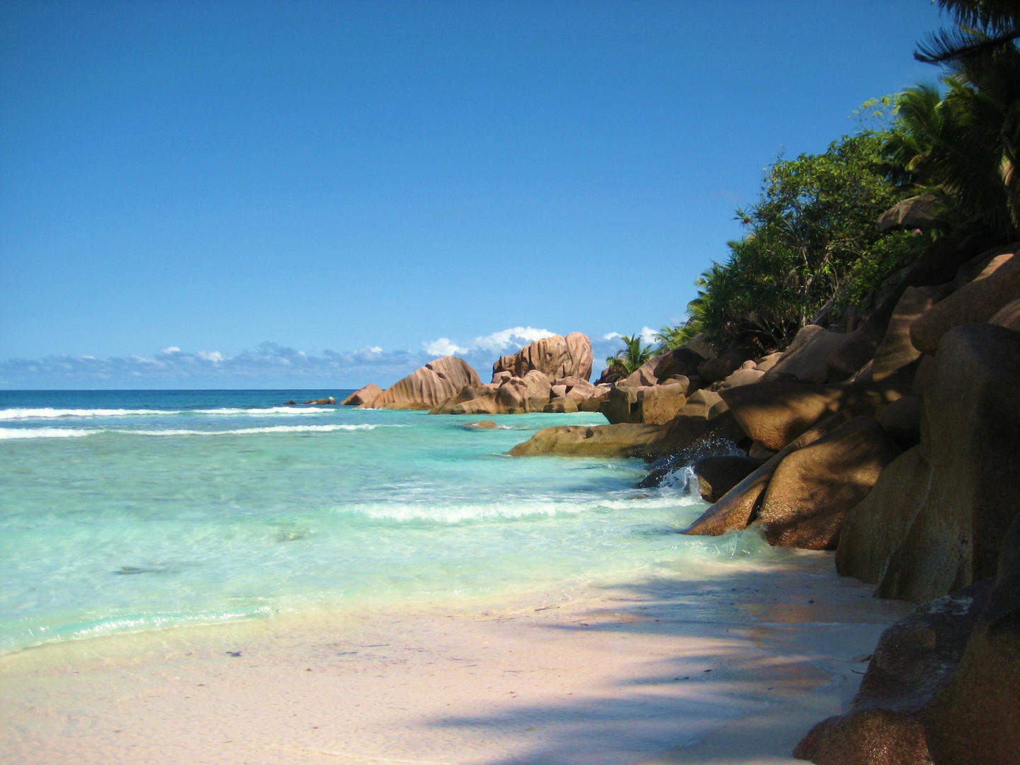 Abends auf La Digue...