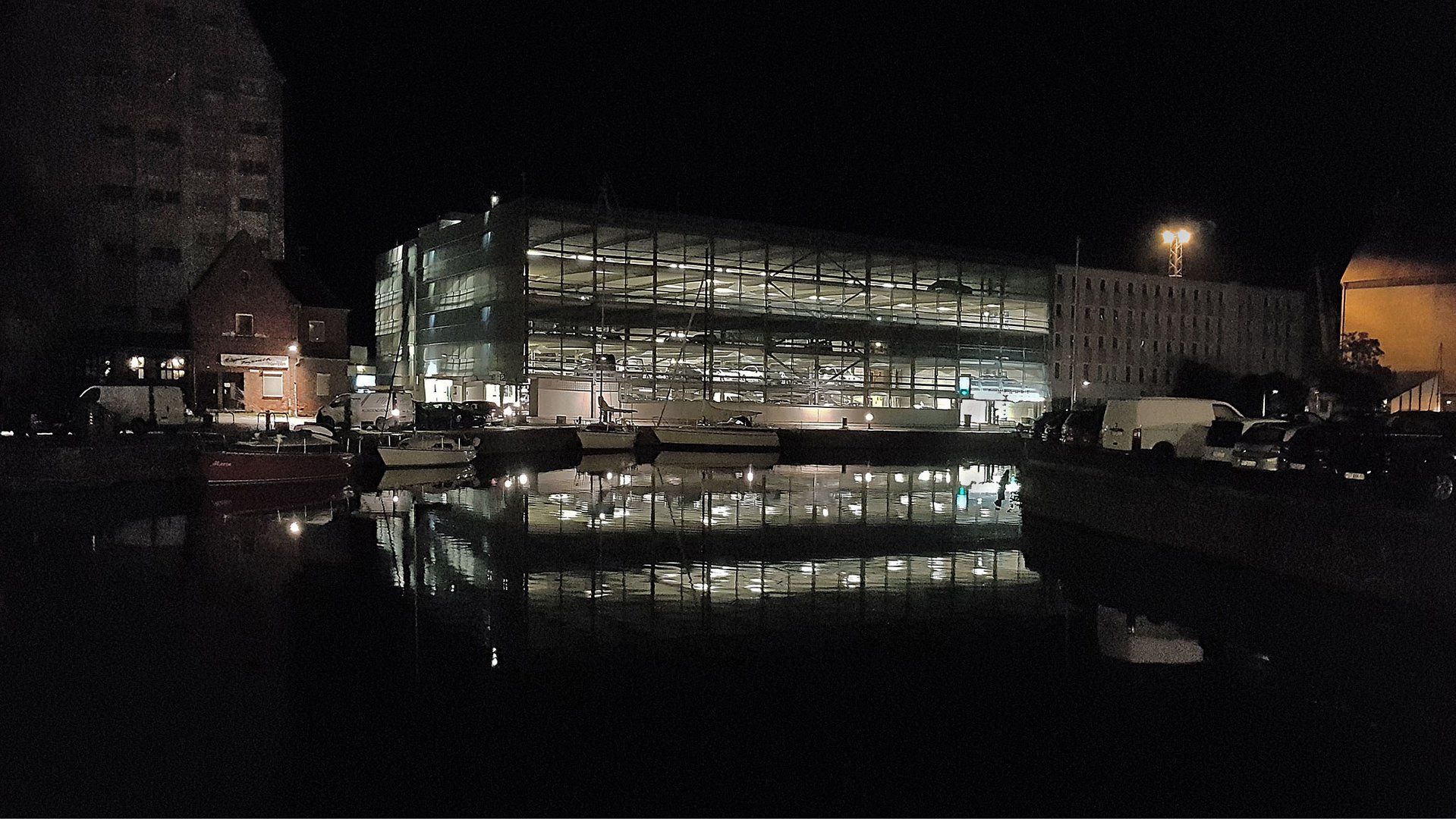 Abends gibt es doppelt so viele Parkplätze