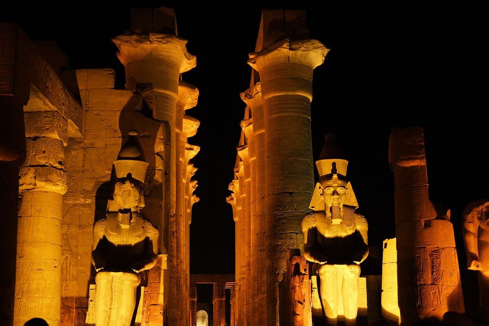 Abends im Luxor-Tempel