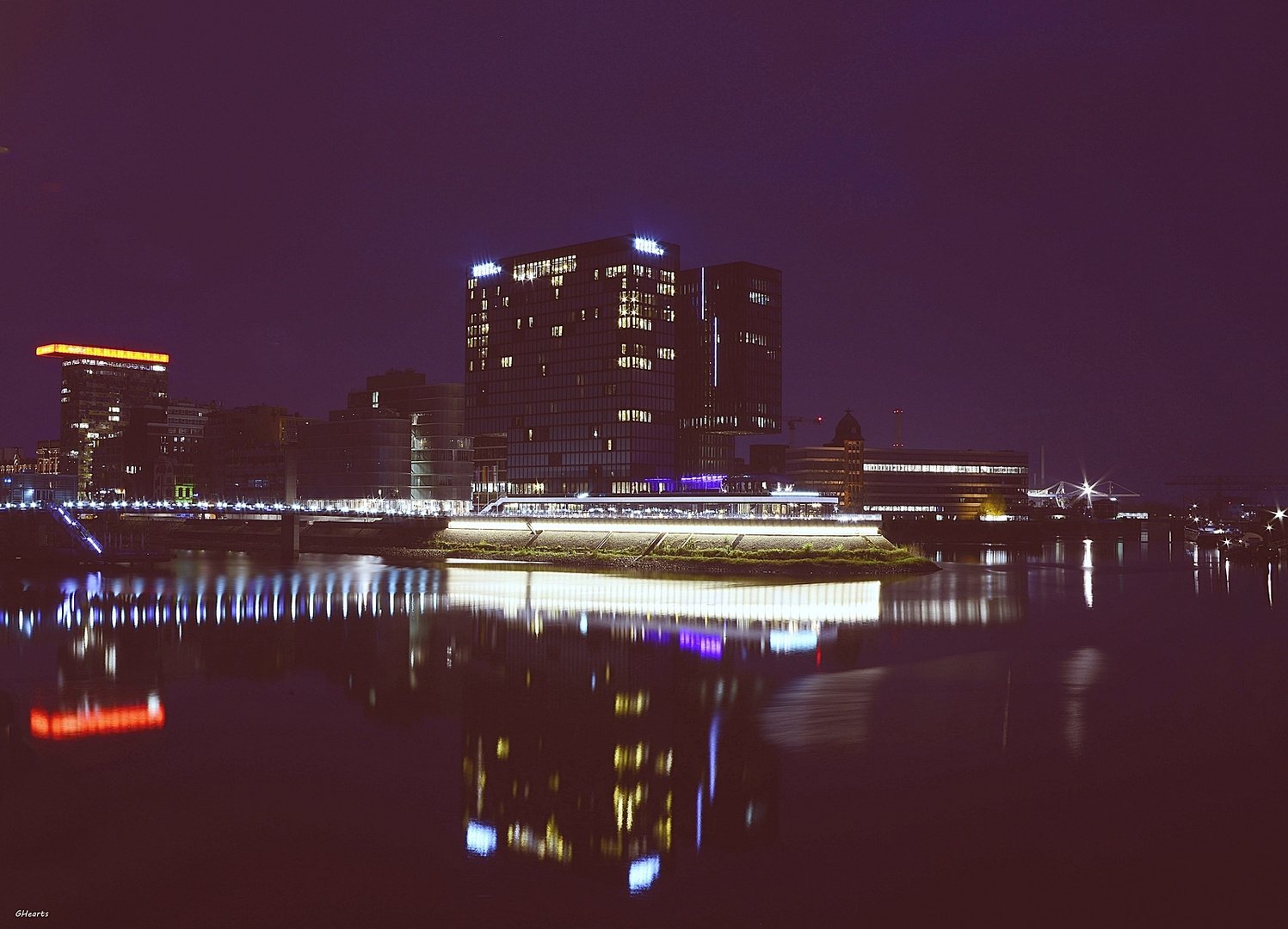 Abends im Medienhafen II