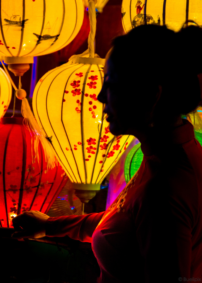 abends in der Altstadt von Hoi An (© Buelipix)