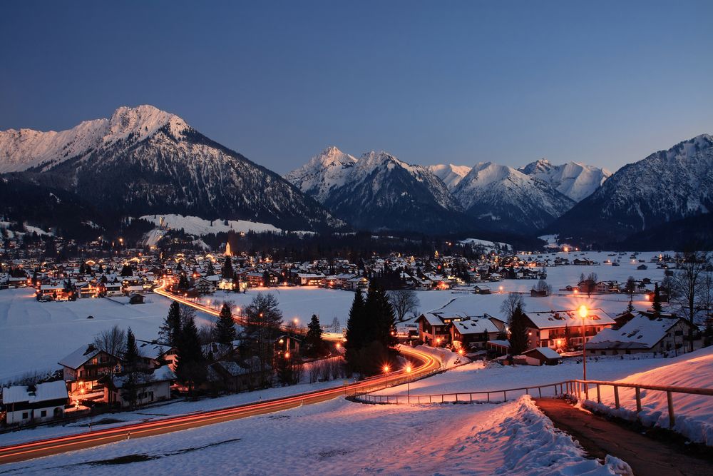 Abends in Oberstdorf Foto & Bild deutschland, europe, bayern Bilder auf Abends in Oberstdorf Foto & Bild deutschland, europe, bayern Bilder auf