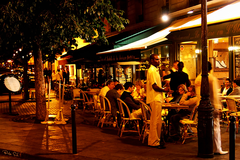 abends in Paris