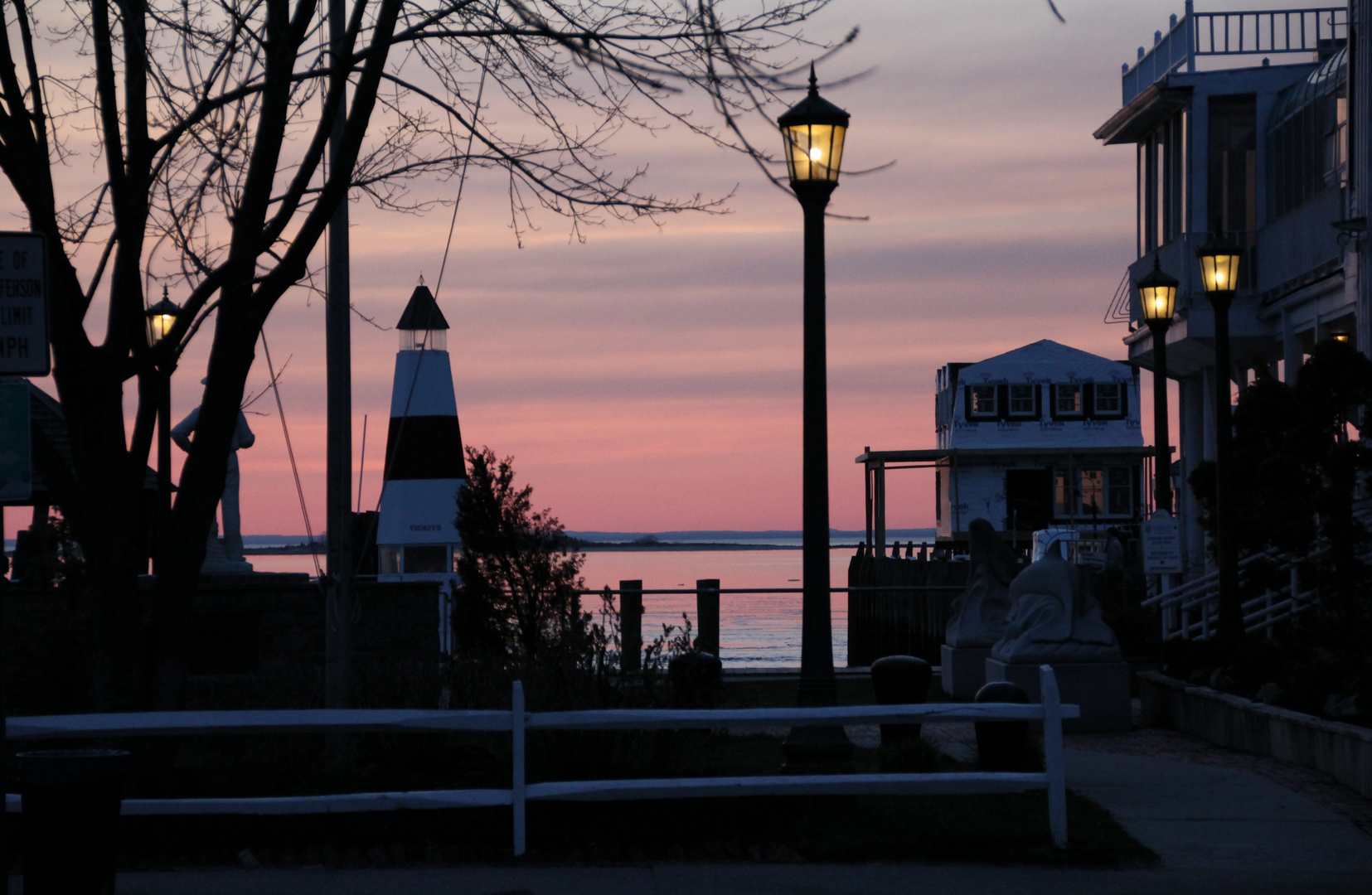 Abends in Port Jefferson NY