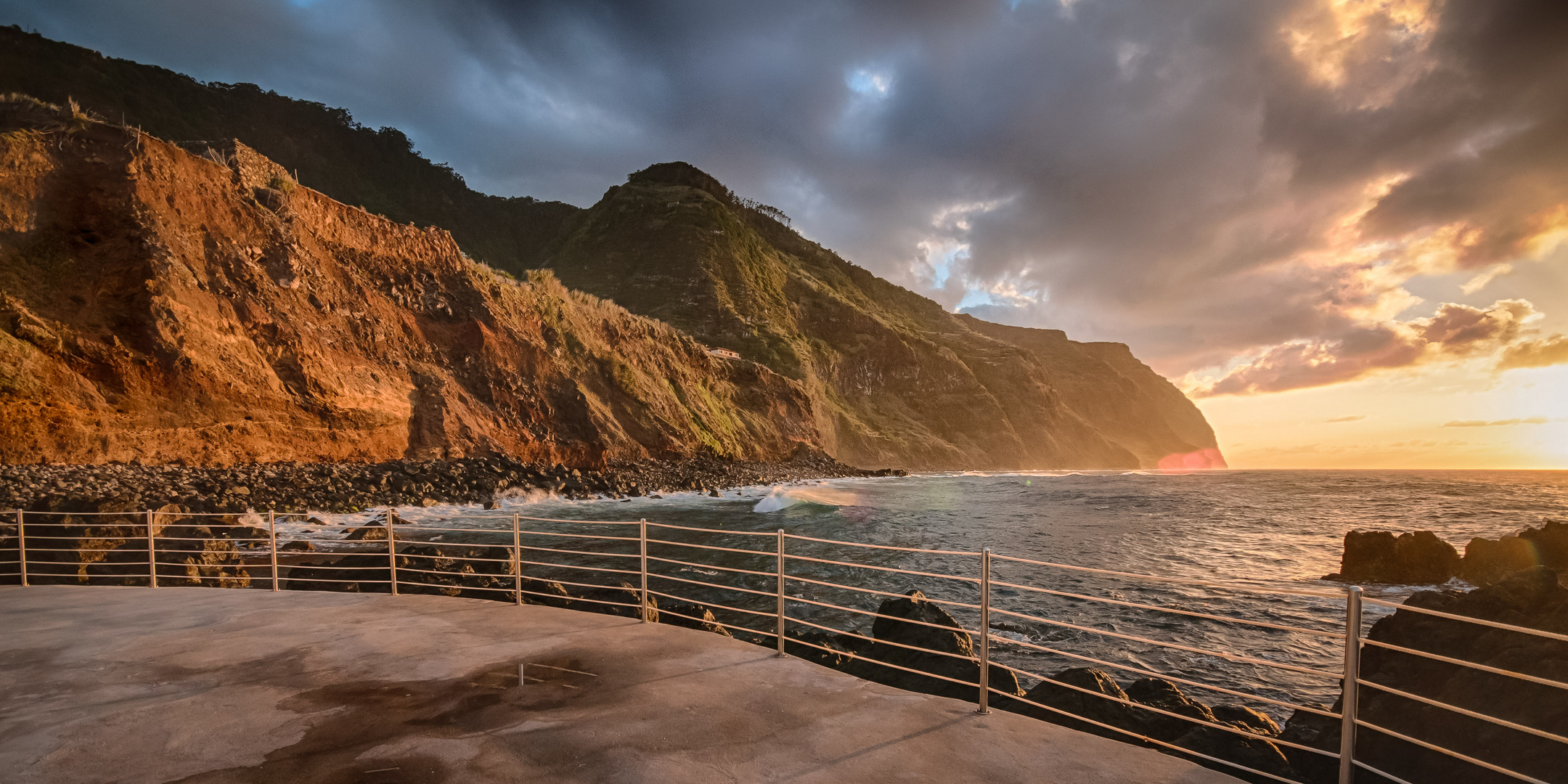 Abends in Porto Moniz / Madeira