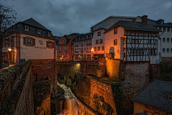 Abends in Saarburg