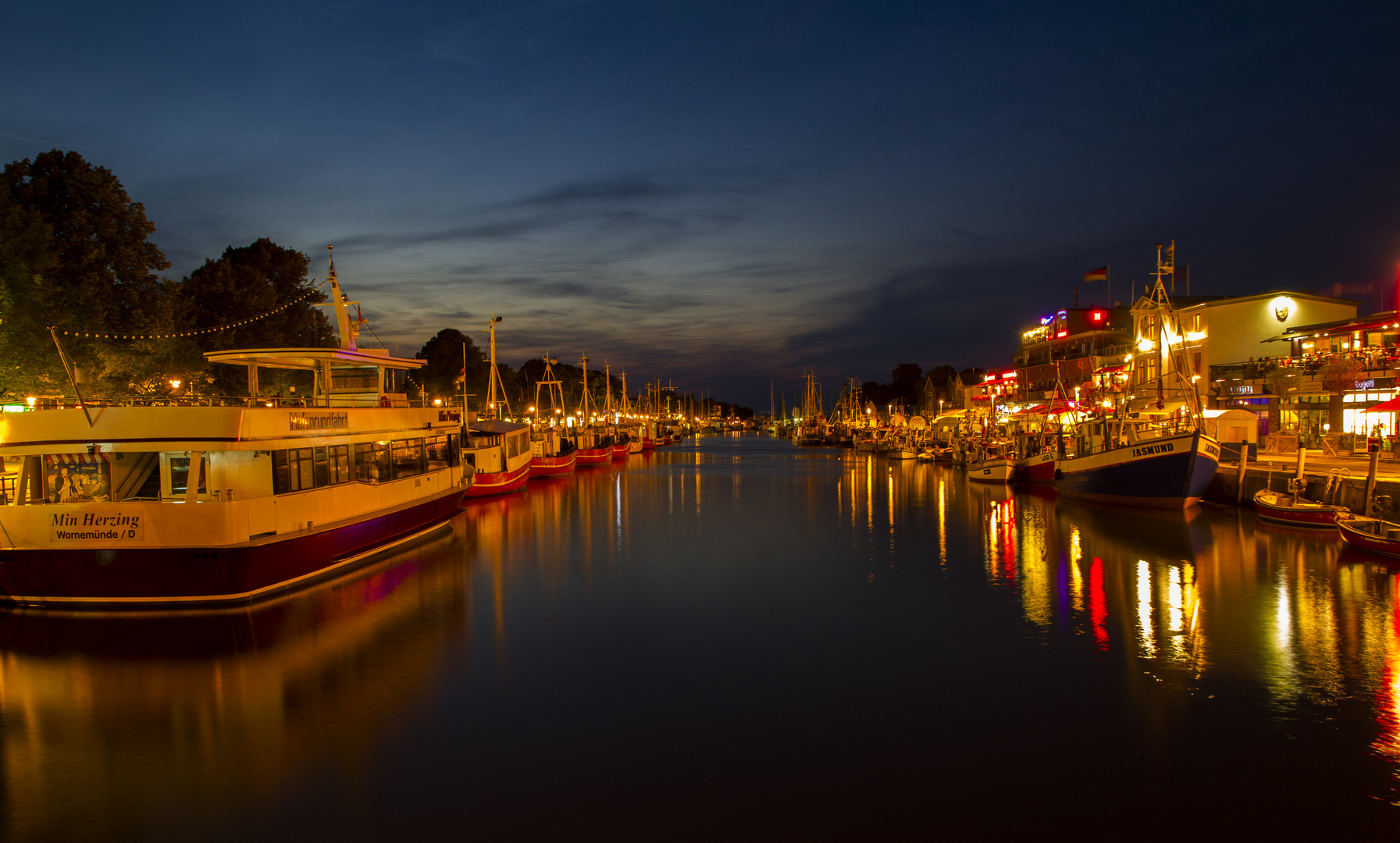 Abends in Warnemünde