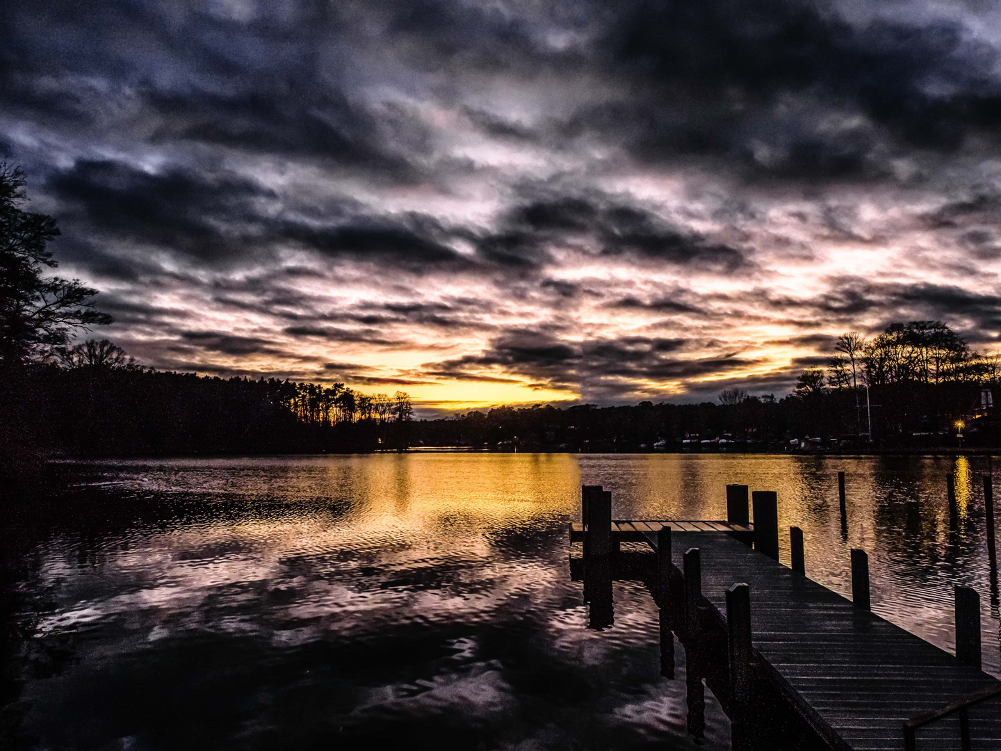 Abends nach Sonnenuntergang an der grossen Krampe in Müggelheim1