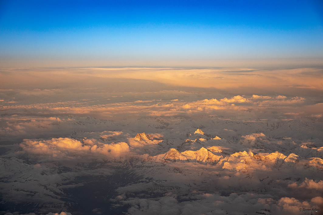 Abends über den Wolken