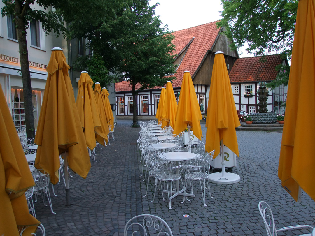 abends um 20.00 uhr der marktplatz