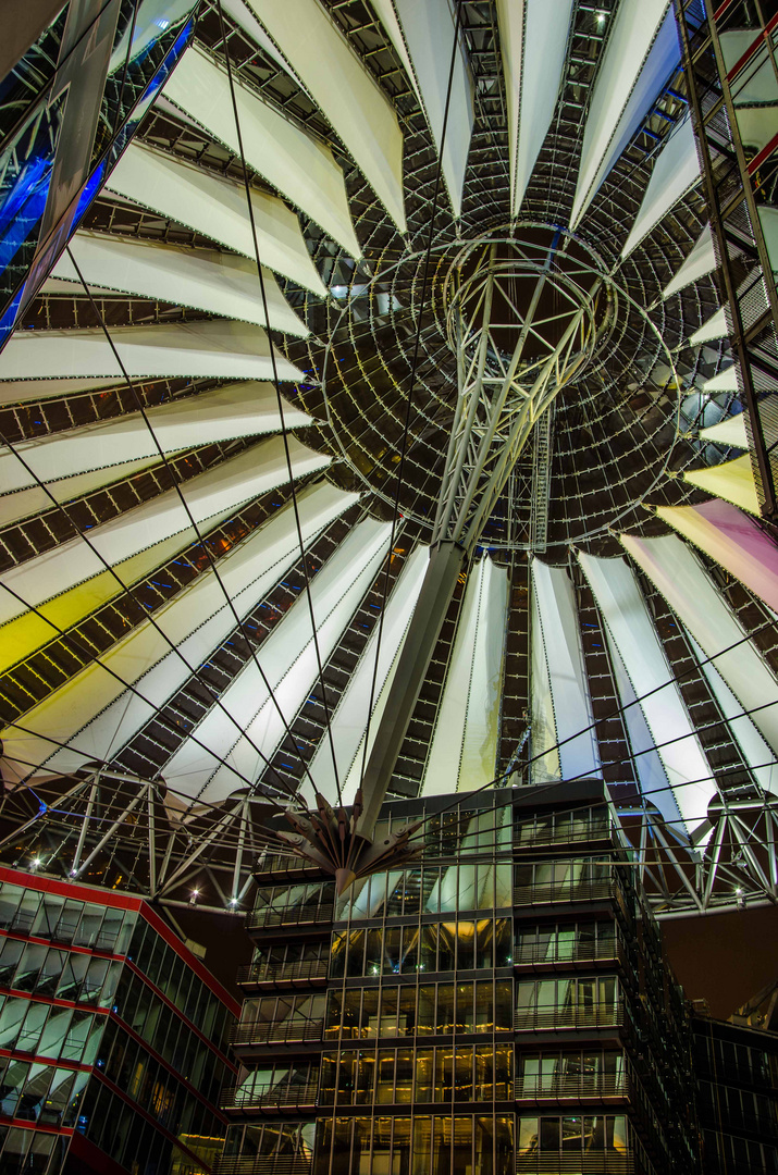 Abend´s Unterwegs am Sony Center II