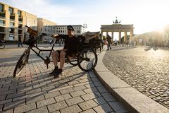 Abends vor dem Brandenburger Tor