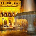 ...abends vor der Alten Oper in Frankfurt