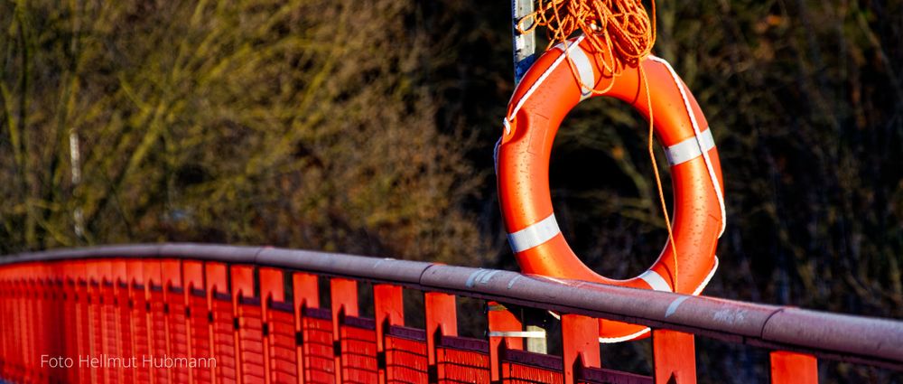 ABENDS WIRKT DAS ROT BESONDERS SCHÖN