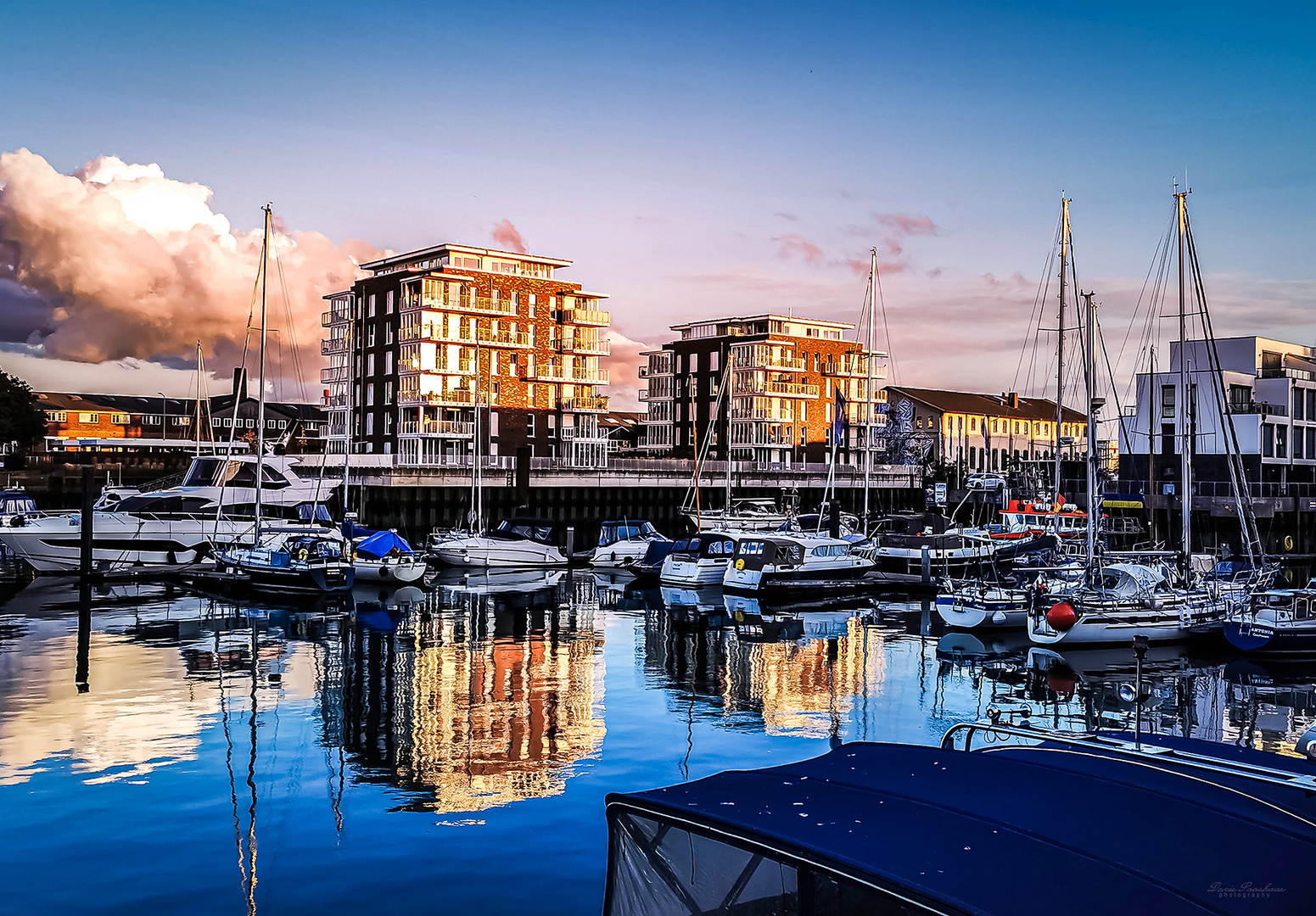 Abendsonne am Cityhafen