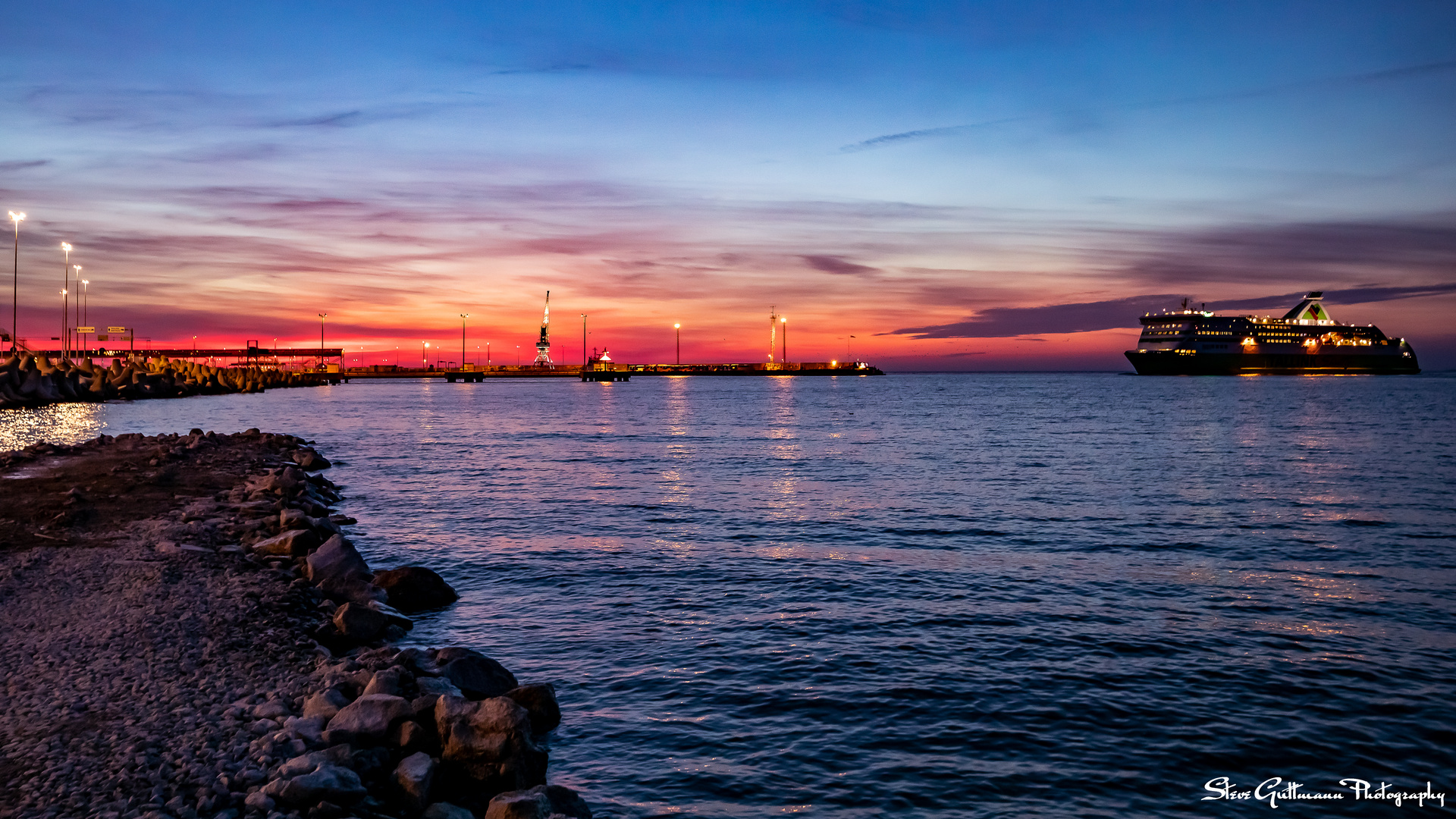 Abendsonne am Hafen von Talinn