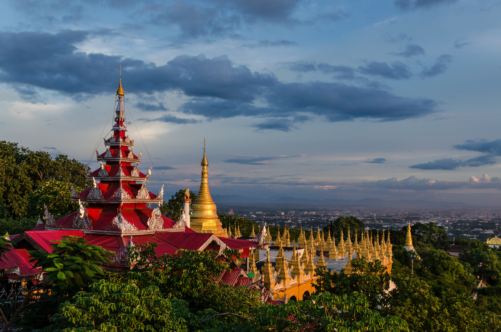 Abendsonne am Mandalay Hill