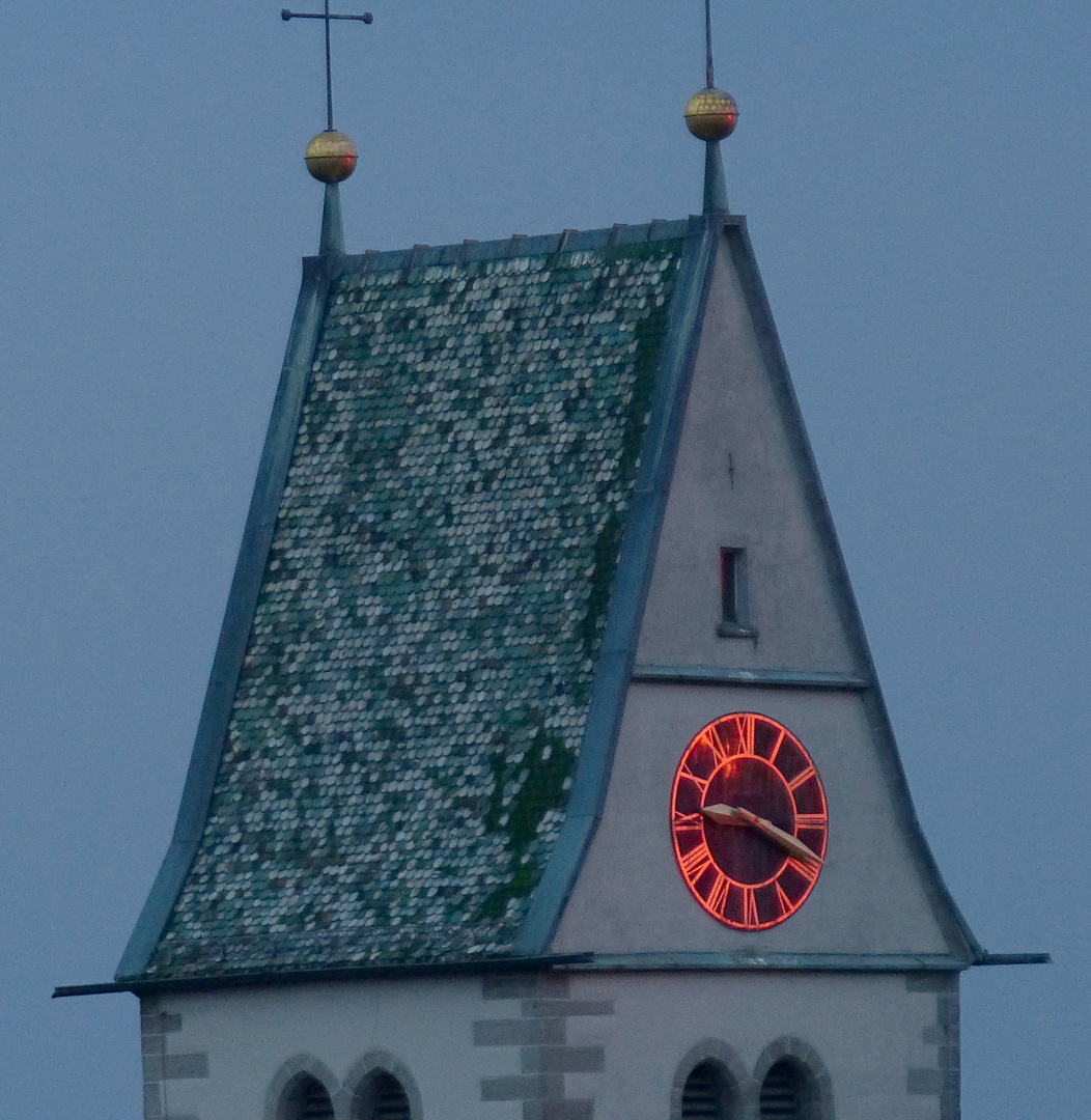 Abendsonne in der Kirchturmuhr