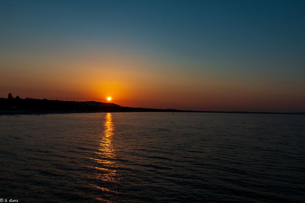 Abendsonne streichelt Ostsee 