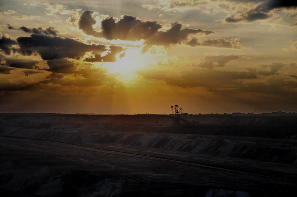 Abendsonne über dem Tagebau