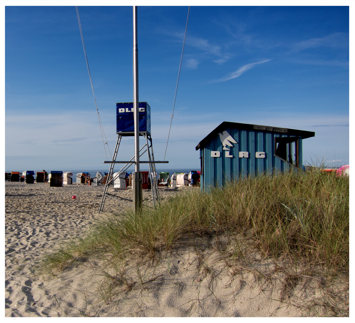 Abendsonnenstrahlen überm Strand von Alt-Hohwacht