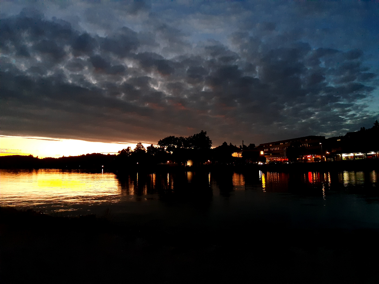 Abendspaziergang am Attersee