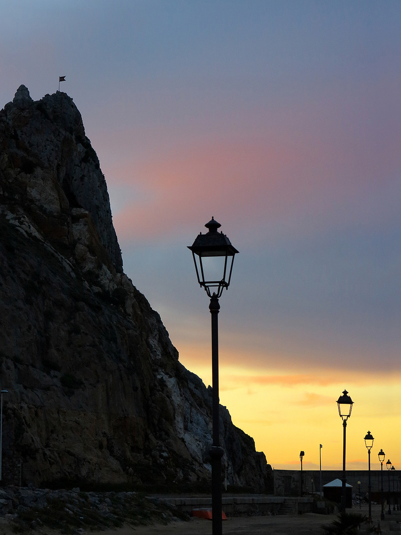 Abendspaziergang am Hafen / Passaggiata serale al porto (3)