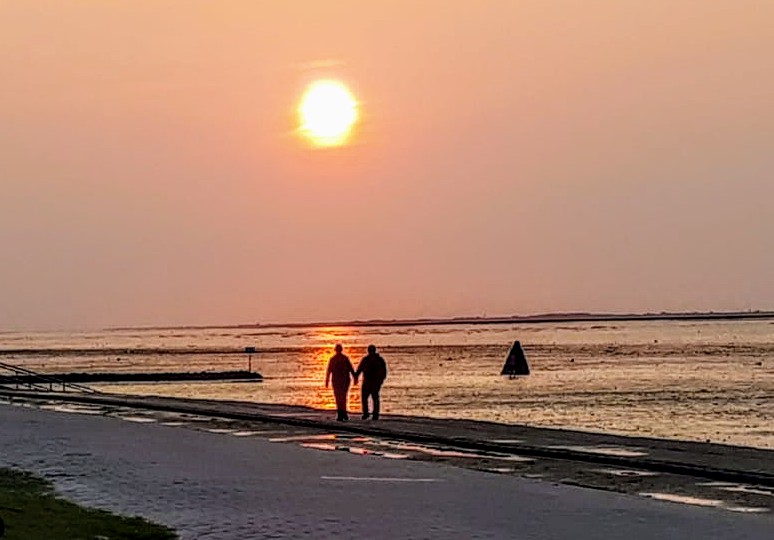 Abendspaziergang am Meer