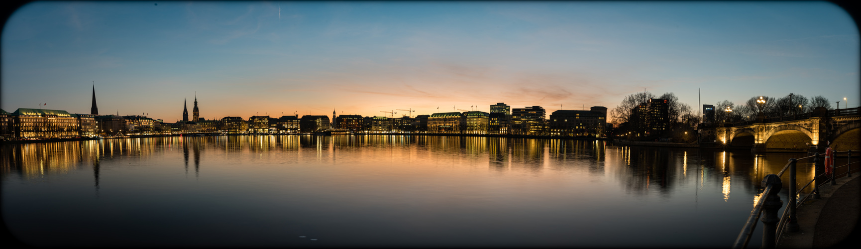 Abendstille an der Alster