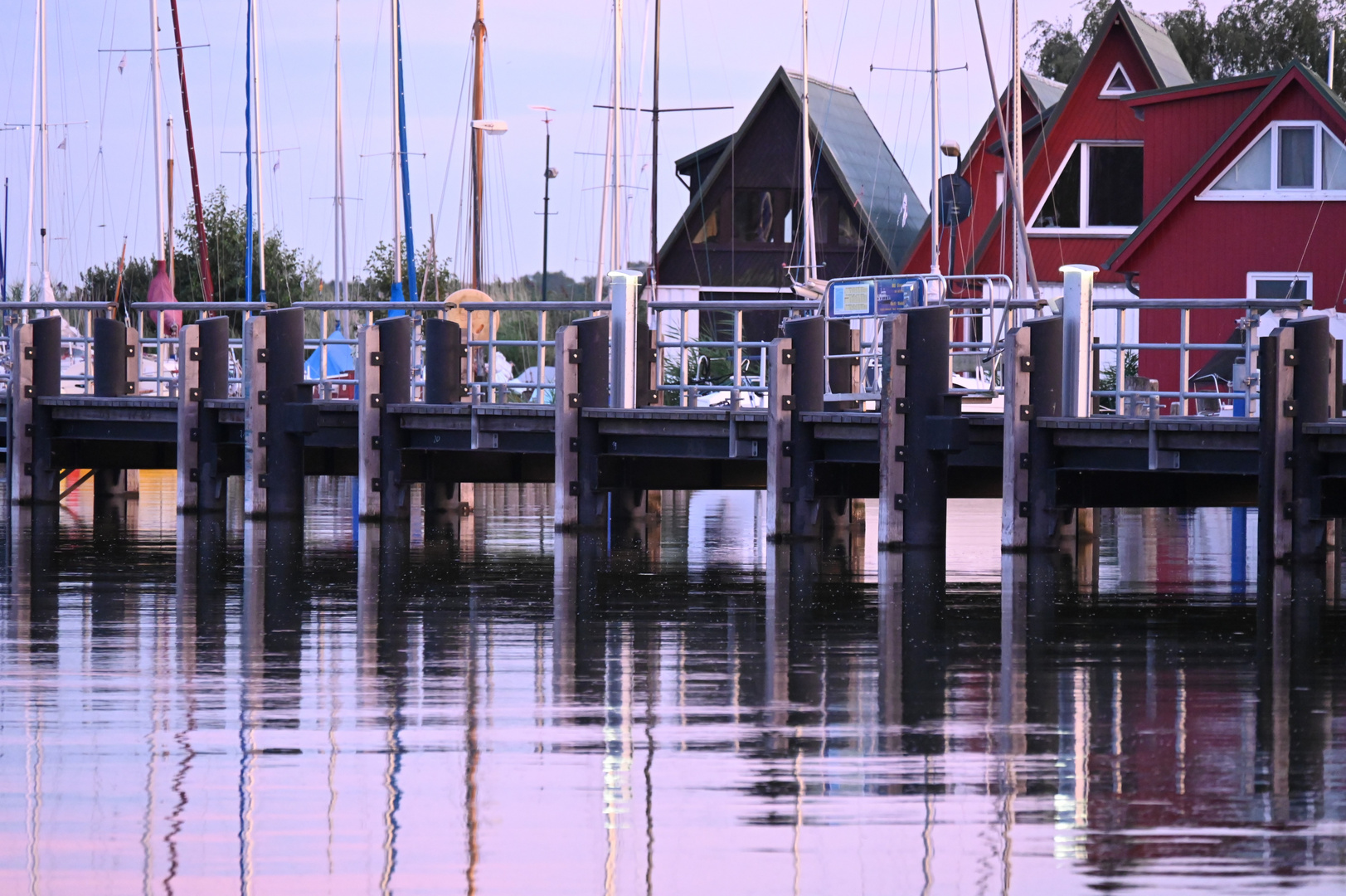 ..... Abendstimmung am Althäger Hafen .....