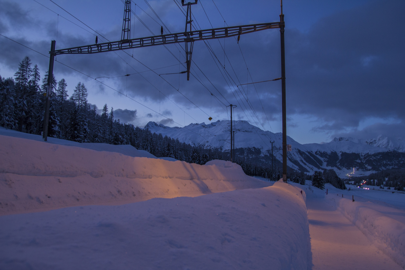 Abendstimmung am Bahnhof Pontresina