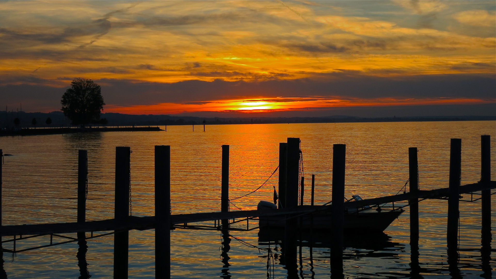 Abendstimmung am Bodensee bei Staad CH