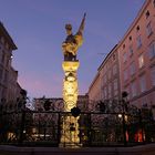 Abendstimmung am Florianibrunnen - Alter Markt Salzburg