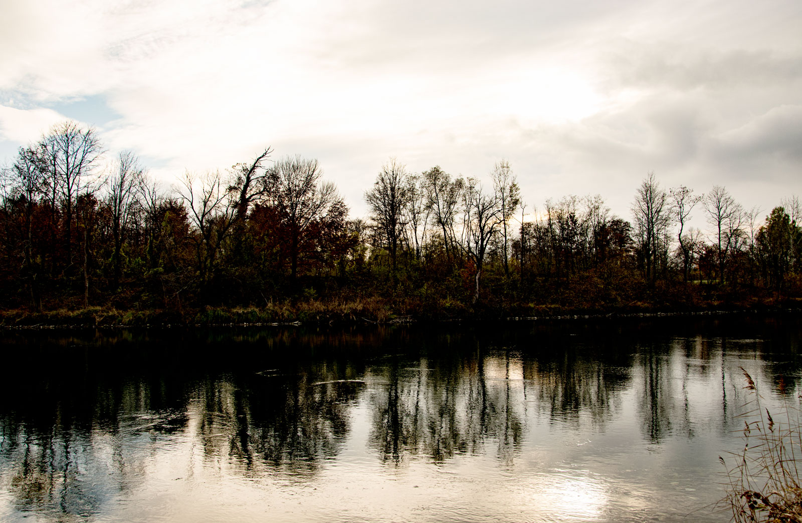 Abendstimmung am Fluss