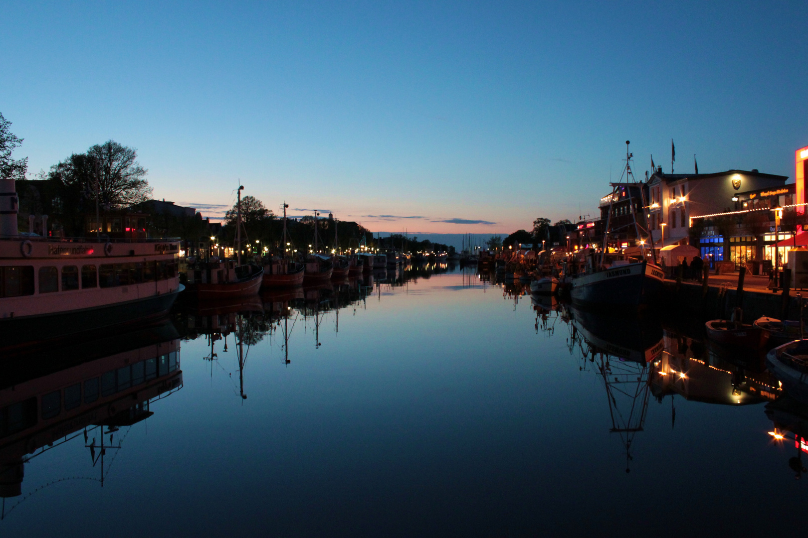 Abendstimmung am Hafen