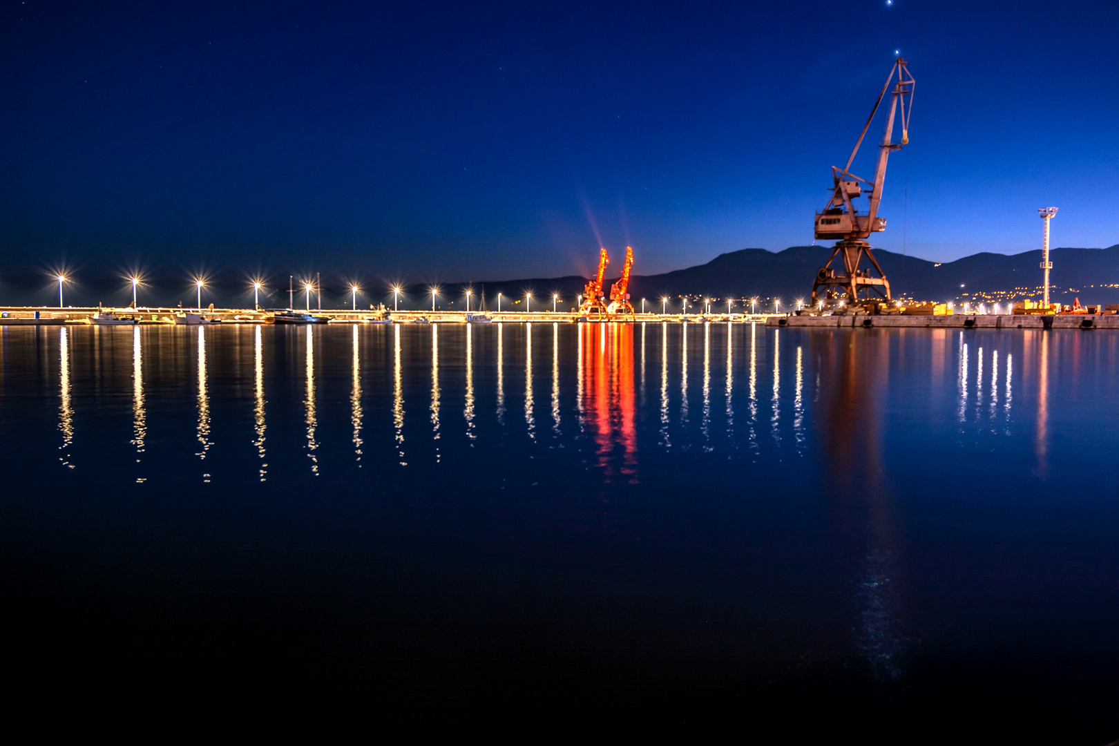 ABENDSTIMMUNG AM HAFEN RIJEKA