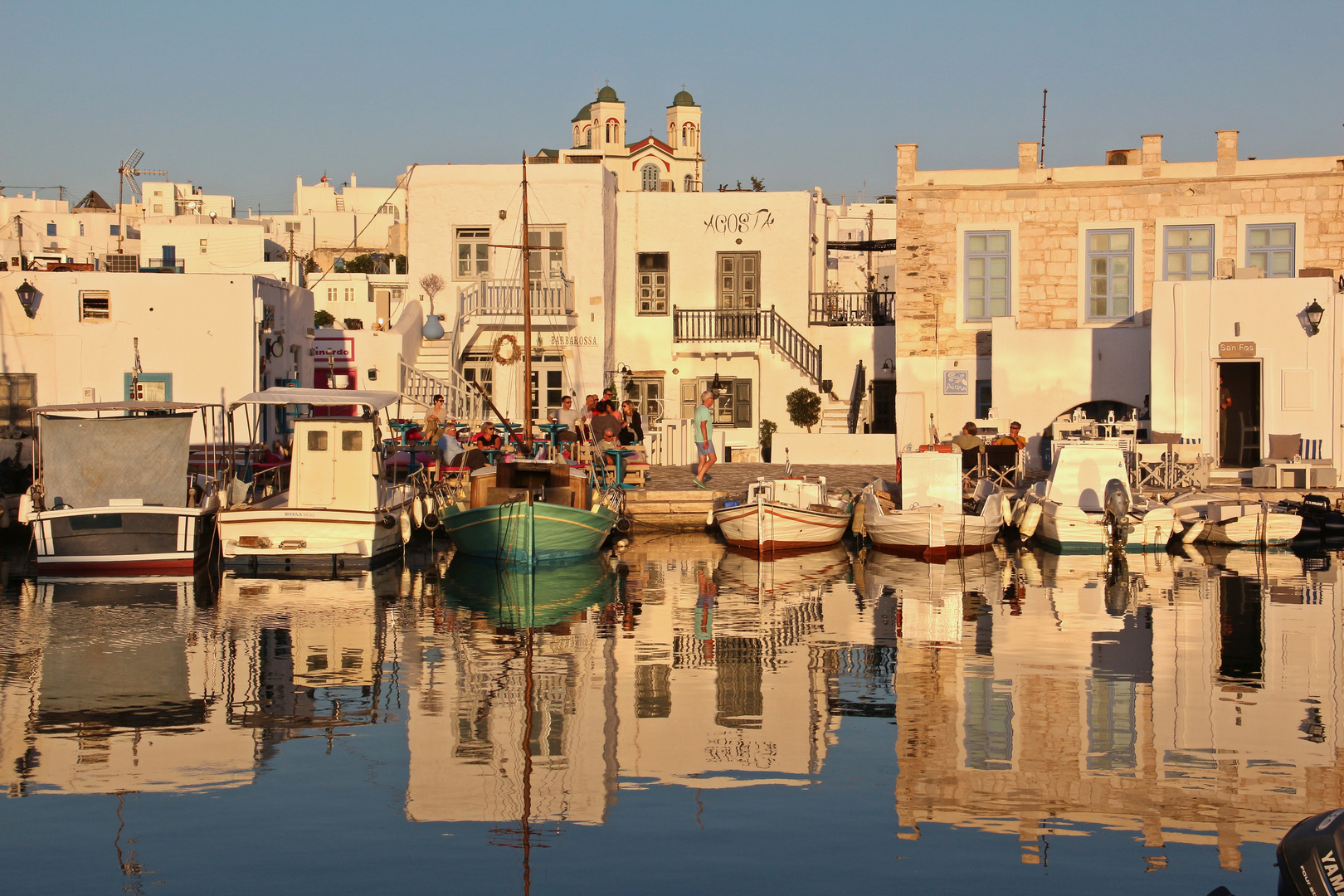 Abendstimmung am Hafen von Naousa.