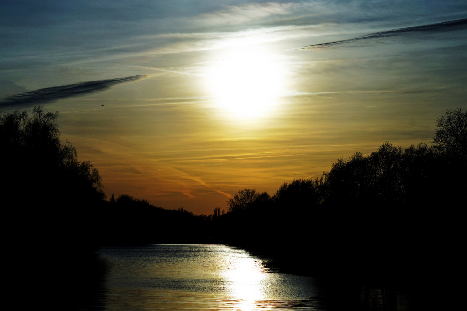 Abendstimmung am Kanal