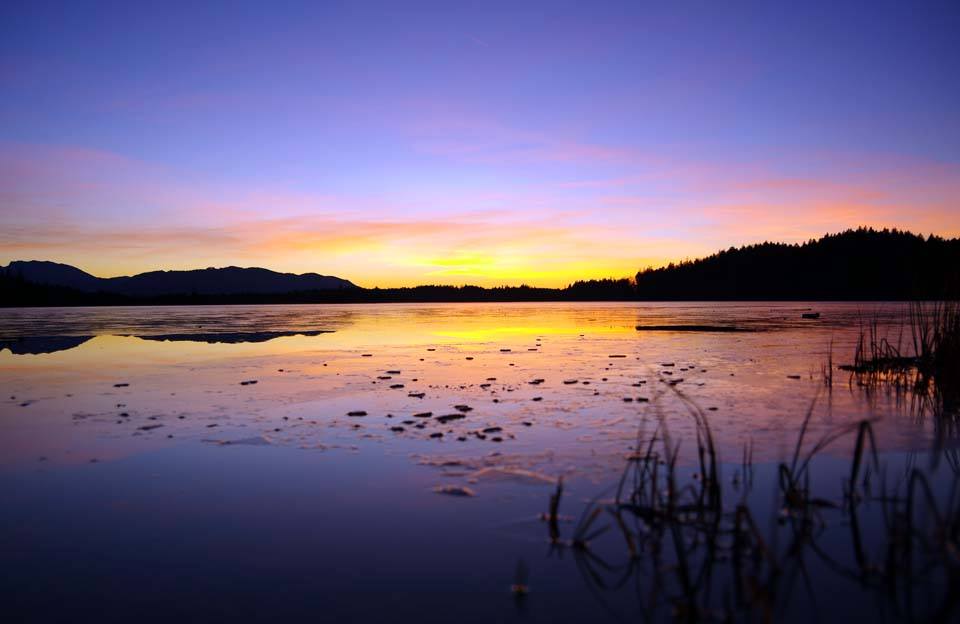 Abendstimmung am Kirchsee im Dezember