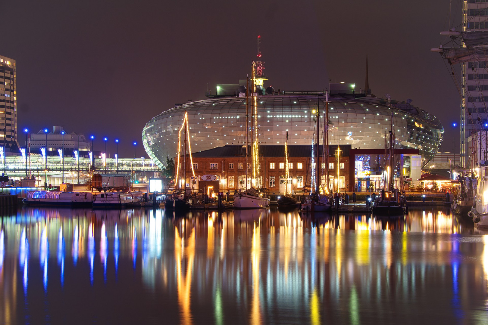 Abendstimmung am Neuen Hafen