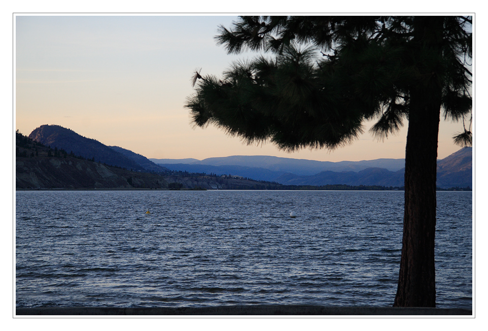 Abendstimmung am Okanagan Lake