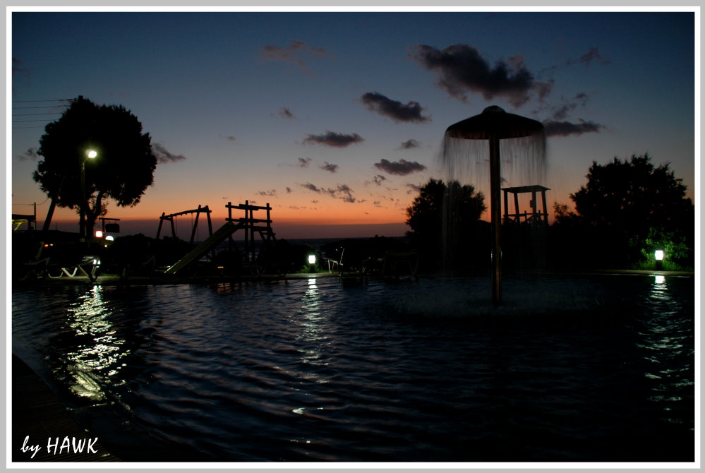 Abendstimmung am Pool