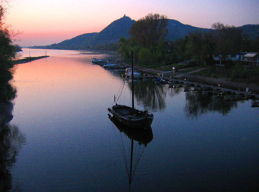 Abendstimmung am Rhein